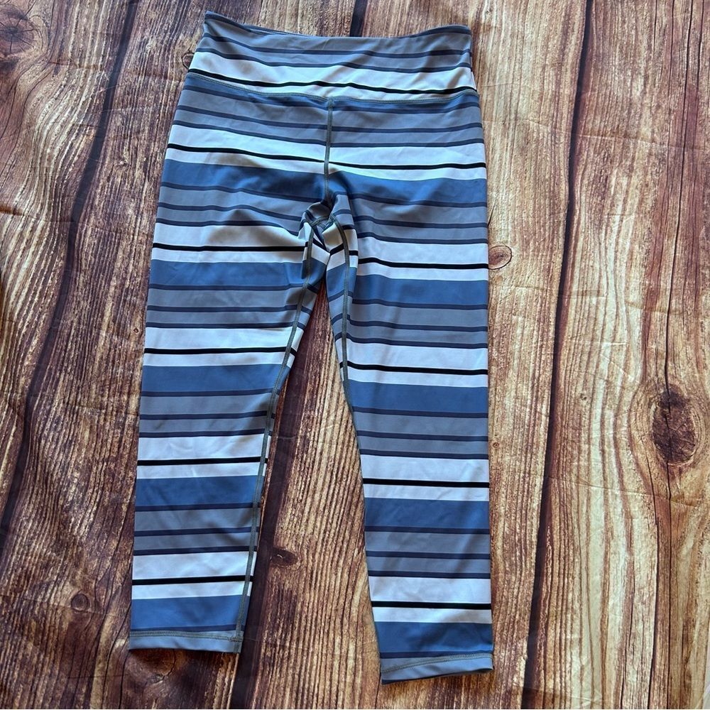 Women’s Zyia Active Leggings Purple Black Size 14-16